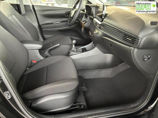 Hyundai i20 1.2 MPI 5MT Comfort / Navi Carplay R&uuml;ckfahrkamera Tempomat Alu 16" 