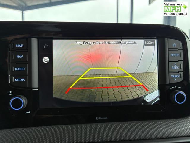 Hyundai i10 Advance 1.2 GDI Automatik / R&uuml;ckfahrkamera Sitz + Lenkradheizung Navi Alu 15" 