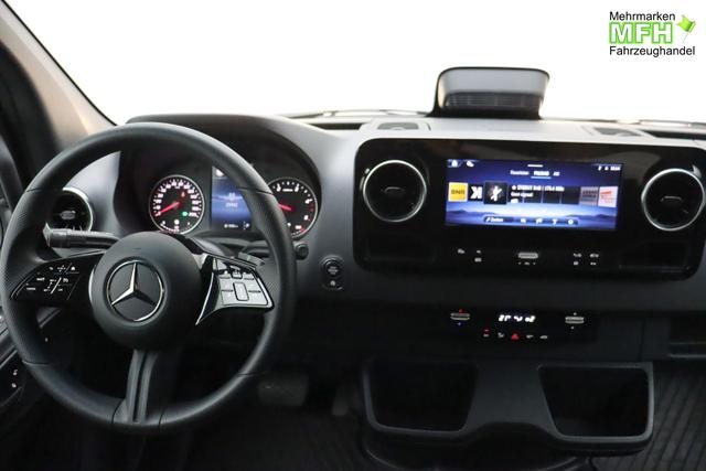 Mercedes-Benz 317 CDI Sprinter Standard HA 9G-TRONIC PRO L2H2 