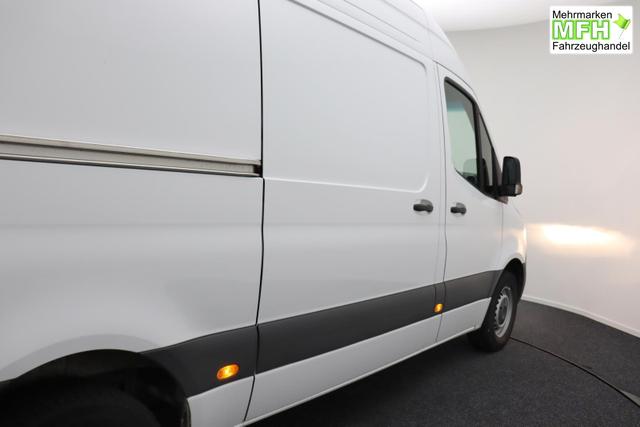 Mercedes-Benz 317 CDI Sprinter Standard HA 9G-TRONIC PRO L2H2 