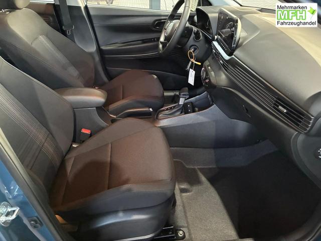 Hyundai BAYON 1.0 T-GDI DCT / Navi R&uuml;ckfahrkamera Tempomat Alu 16" 