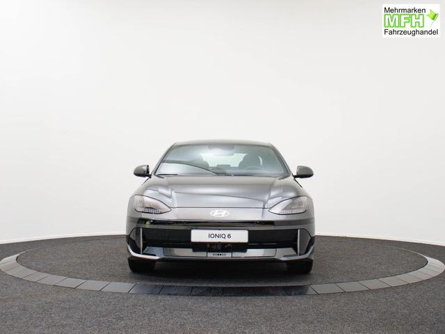 Hyundai IONIQ 6 77,4 kWh RWD / ACC LED Elekt. Heckklappe 2-Zonen Klimaaut. Alu 18" 
