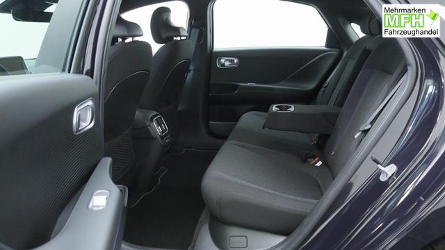 Hyundai IONIQ 6 77,4 kWh RWD / ACC LED Elekt. Heckklappe 2-Zonen Klimaaut. Alu 18" 