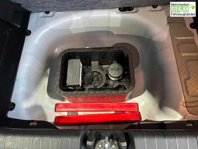 Hyundai i20 1.2 N-Line / LED Tempomat Navi R&uuml;ckfahrkamera Alu 17" 