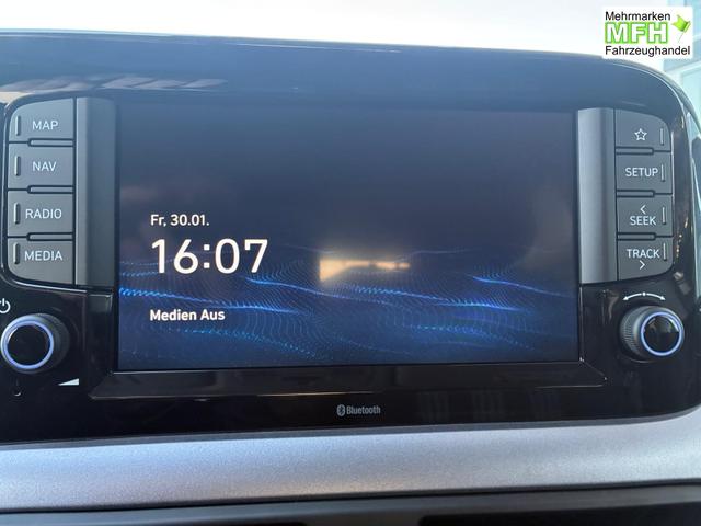 Hyundai i10 Advance 1.2 GDI / R&uuml;ckfahrkamera Sitz + Lenkradheizung Navi Alu 15" 