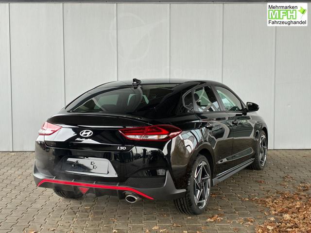 Hyundai i30 N-Line Fastback DCT 1.5 T-GDI mHev / Navi ACC Sitz & Lenkradheizung LED Alu 18" 