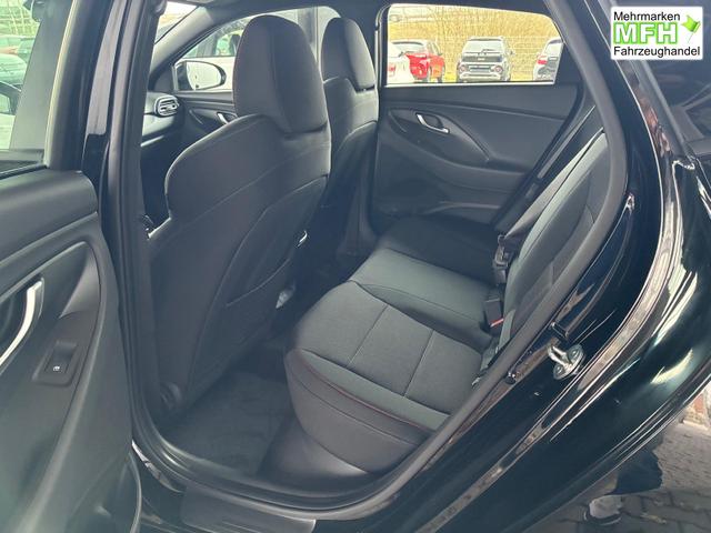 Hyundai i30 N-Line Fastback DCT 1.5 T-GDI mHev / Navi ACC Sitz & Lenkradheizung LED Alu 18" 