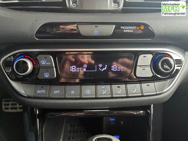 Hyundai i30 N-Line Fastback DCT 1.5 T-GDI mHev / Navi ACC Sitz & Lenkradheizung LED Alu 18" 