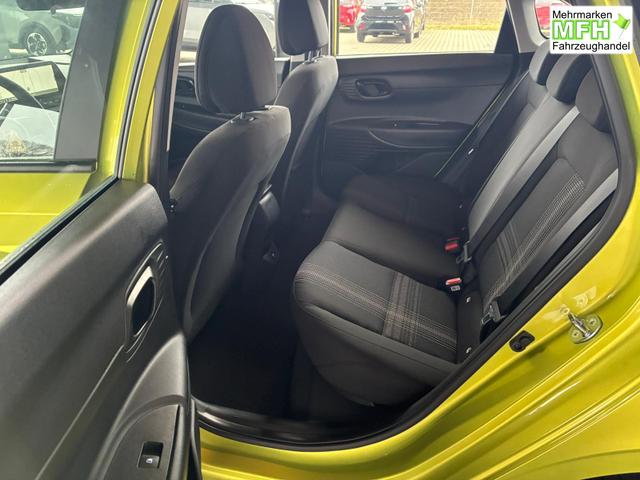 Hyundai i20 Comfort+ 1.2 GDI 79 PS 5MT Winterpaket / PDC m.Kamera Navi ALU 16 Temp. 