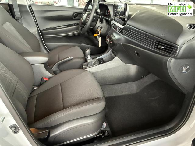 Hyundai i20 Comfort+ 1.0 T-GDI 6MT / Navi PDC m. Kamera ALU 16 