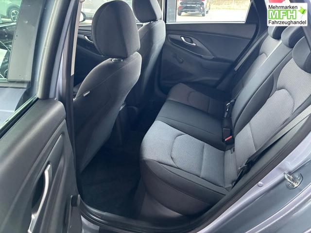Hyundai i30 Kombi Comfort 1.5 T-GDI mHEV 140 PS 6MT / Navi LED PDC V&H.m.Kamera ALU16 