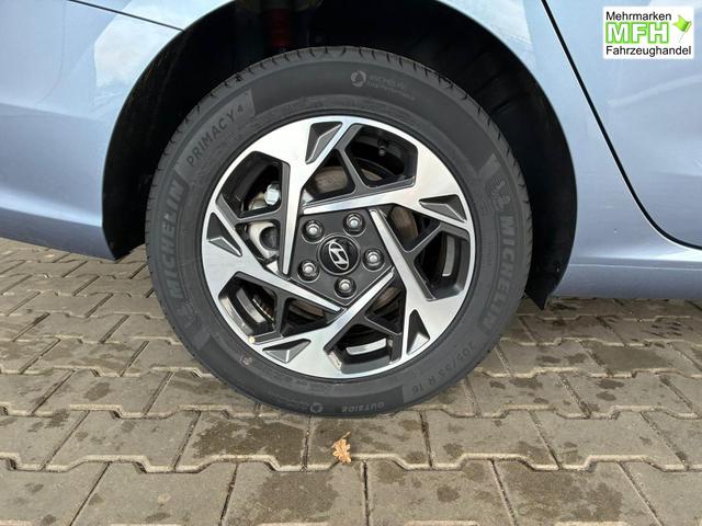 Hyundai i30 Kombi Comfort 1.5 T-GDI mHEV 140 PS 6MT / Navi LED PDC V&H.m.Kamera ALU16 