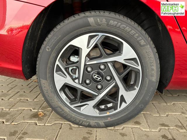 Hyundai i30 Kombi Style 1.5 T-GDI mHEV 140PS 6MT / PDC V.&H. m. Kamera Sitz + Lenkradheizung Keyless LED Alu 16 