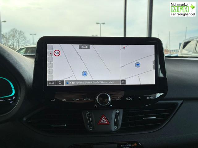 Hyundai i30 Kombi Style 1.5 T-GDI mHEV 140PS 6MT / PDC V. & H. m. Kamera LED Navi Alu 16 