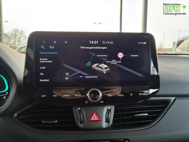 Hyundai i30 Kombi Style 1.5 T-GDI mHEV 140PS 6MT / PDC V. & H. m. Kamera LED Navi Alu 16 