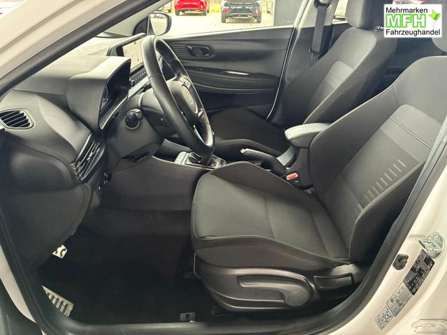 Hyundai BAYON Comfort 1.2 GDI 79 PS 5MT / LED Tempomat Navi R&uuml;ckfahrkamera Alu 16" 