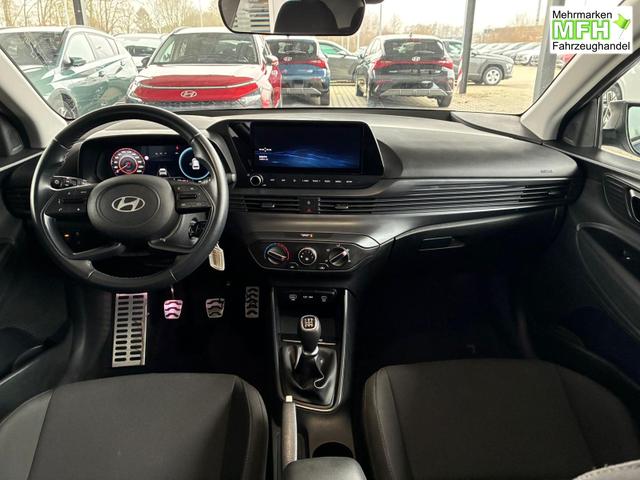 Hyundai BAYON Comfort 1.2 GDI 79 PS 5MT / LED Tempomat Navi R&uuml;ckfahrkamera Alu 16" 