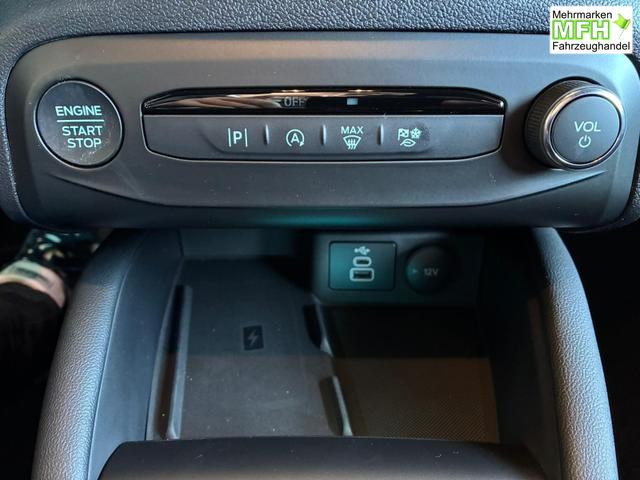 Ford Focus Turnier ST Line X 1.0 7AT / Winterpaket PDC V&H + Kamera LED Kurvenlicht Alu 17" 