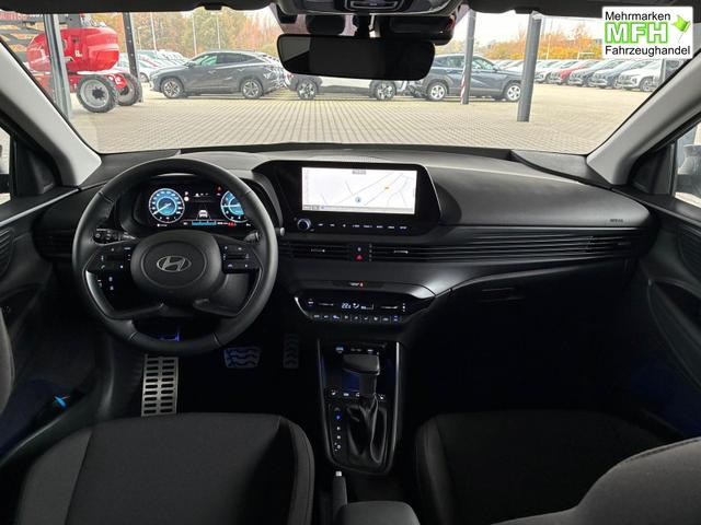 Hyundai BAYON Premium Sky 1.0 T-GDI 100 PS 48V 7DCT / Keyless ACC Soundsystem BOSE Sitz + Lenkradheizung LED Navi PDC V&H Kamera Totwinkel Alu 16" 