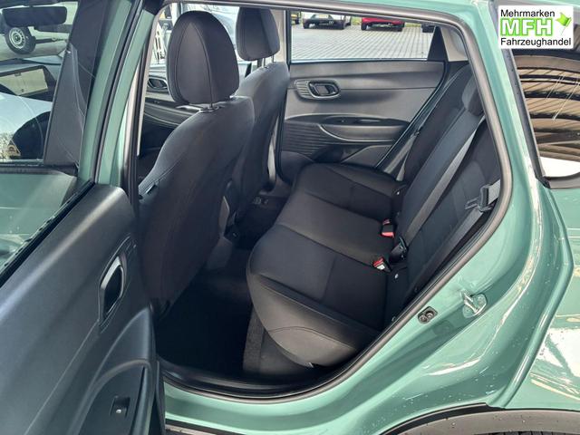 Hyundai BAYON Comfort 1.2 GDI 79 PS 5MT / LED Tempomat Navi R&uuml;ckfahrkamera Alu 16" 