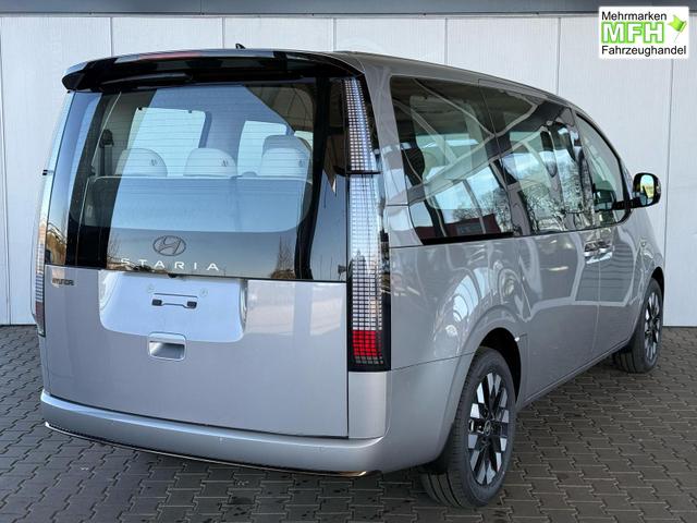 Hyundai Staria Luxury 1.6 T-GDi HEV 2WD 7-Sitzer / ACC 360&deg; Kam. Pano 4x Shz Elek. Klappe + Schiebet&uuml;r 
