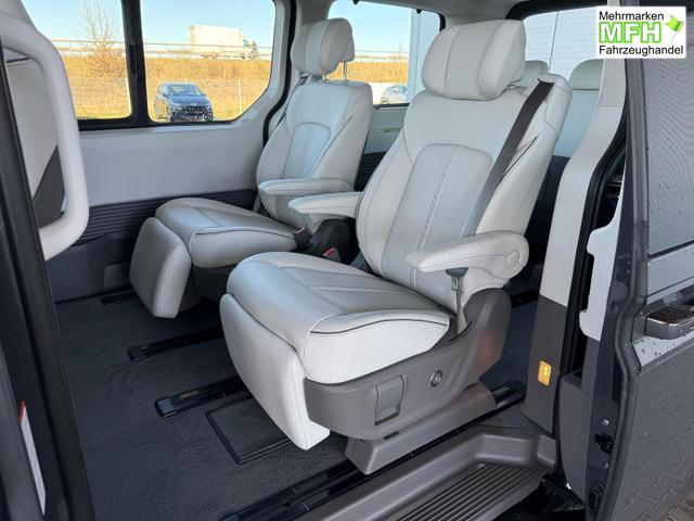 Hyundai Staria Luxury 1.6 T-GDi HEV 2WD 7-Sitzer / ACC 360&deg; Kam. Pano 4x Shz Elek. Klappe + Schiebet&uuml;r 