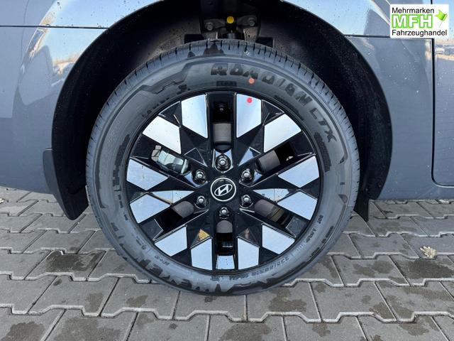 Hyundai Staria Luxury 1.6 T-GDi HEV 2WD 7-Sitzer / ACC 360&deg; Kam. Pano 4x Shz Elek. Klappe + Schiebet&uuml;r 