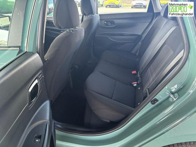 Hyundai i20 Comfort 1.0 T-GDi 7DCT / Navi Tempomat Sitz + Lenkradheizung PDC Hinten mit Kamera 