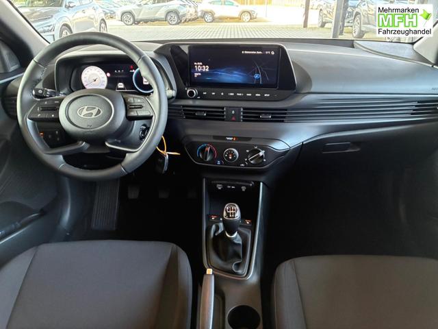 Hyundai i20 1.0 T-GDi 6 MT Go Plus Blackline / LED Sitz & Lenkr.Heiz./ PDC m.Kamera Navi Alu16 