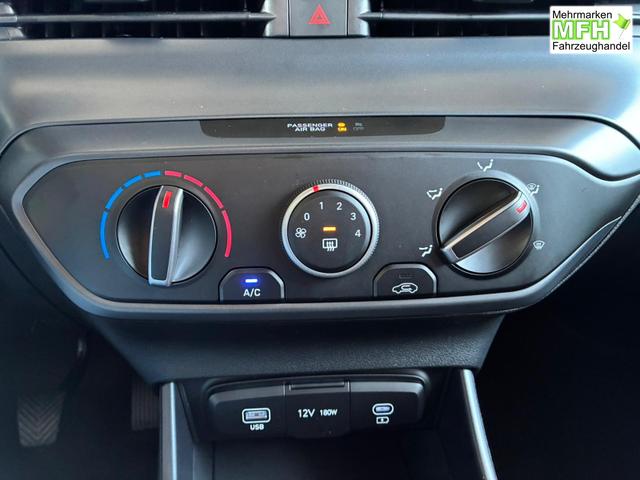 Hyundai i20 1.0 T-GDi 6 MT Go Plus Blackline / LED Sitz & Lenkr.Heiz./ PDC m.Kamera Navi Alu16 