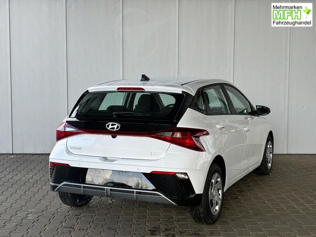 Hyundai i20 Comfort 1.0 T-GDi 7DCT / Navi Tempomat Sitz + Lenkradheizung PDC Hinten mit Kamera 