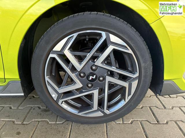 Hyundai i20 1.2 MPI N-Line / LED Tempomat Navi R&uuml;ckfahrkamera Alu 17" 