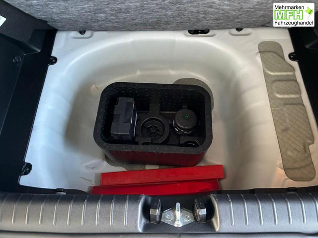 Hyundai i20 1.2 MPI N-Line / LED Tempomat Navi R&uuml;ckfahrkamera Alu 17" 