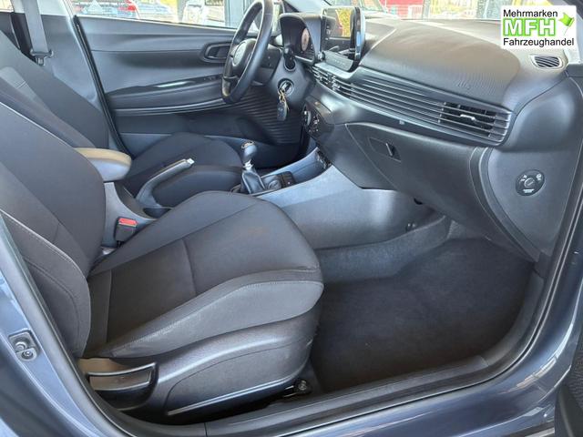 Hyundai BAYON Comfort 1.2 GDI 79 PS 5MT / LED Tempomat Navi R&uuml;ckfahrkamera Alu 16" 