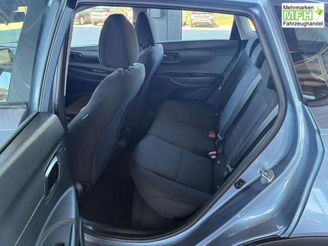Hyundai BAYON 1.0 T-GDI DCT / Tempomat Navi R&uuml;ckfahrkamera Alu 16" 