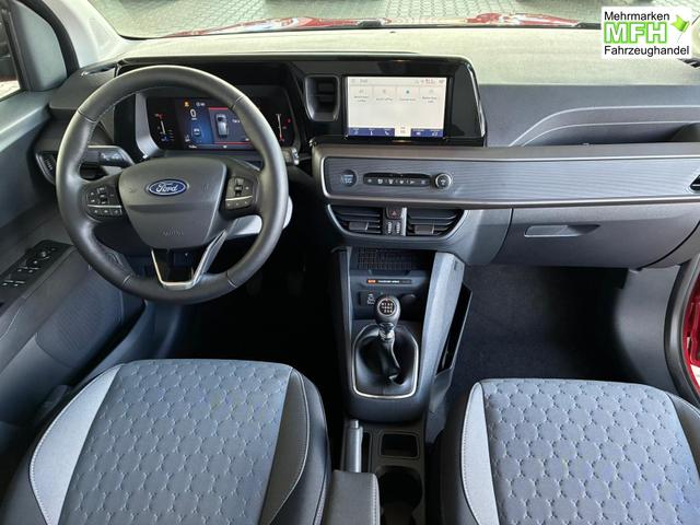 Ford Tourneo Courier Titanium 1.0 Ecoboost / PDC V&H +Kamera Shz vo AHK fest Alu 16" 