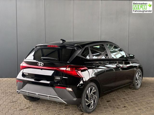 Hyundai i20 Pure 1.2 MPI / Navi PDC Hinten + Kamera Abgedunkelte Scheiben Tempomat Alu 16" 