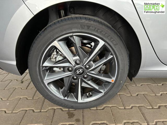 Hyundai i30 Comfort Plus 1.0 TGDI DCT / Navi ACC LED Sitz & Lenkr.Heiz PDC V&H.m.Kamera Alu 17 