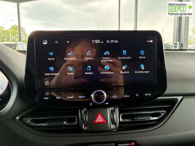 Hyundai i30 Comfort Plus 1.0 TGDI DCT / Navi ACC LED Sitz & Lenkr.Heiz PDC V&H.m.Kamera Alu 17 