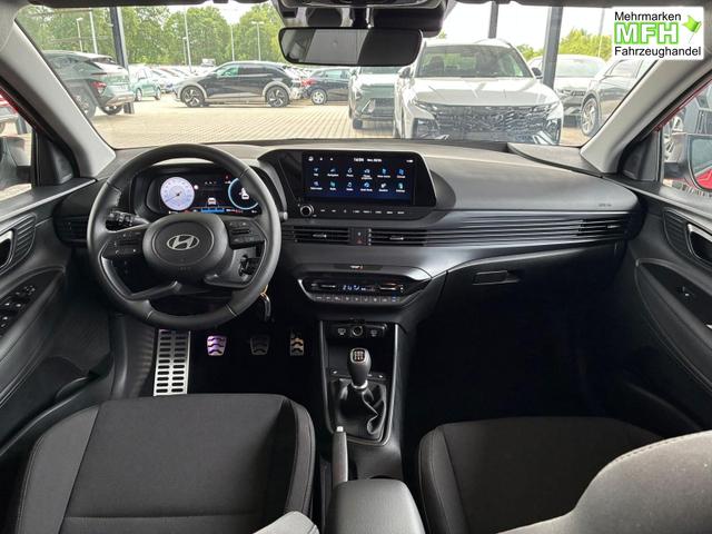 Hyundai BAYON Comfort Plus 1.2 MPI / Navi PDC m. Kamera Klimaautom./ LED Sitz & Lenkr.Heiz/ Alu16 