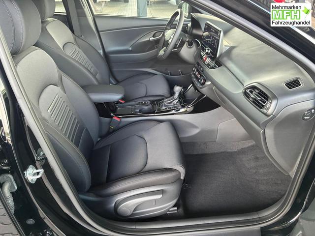 Hyundai i30 Comfort Plus 1.0 TGDI DCT/ ACC / PDC V.&H.Kamera Keyless Sitz & Lenkr.Heiz./ LED Alu 17 