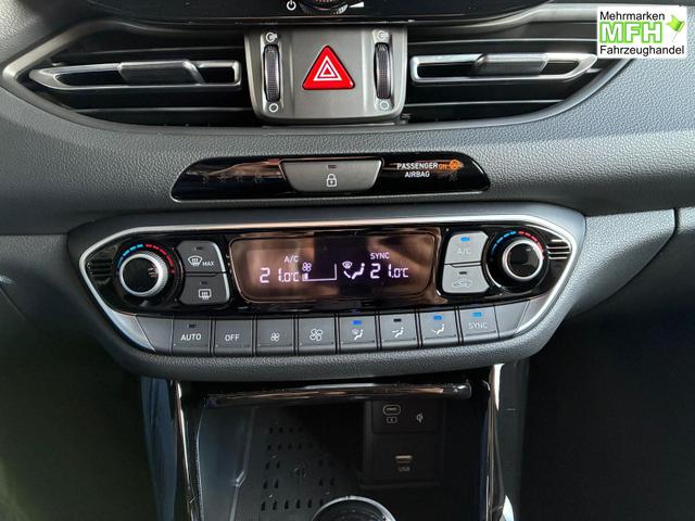 Hyundai i30 Comfort Plus 1.0 TGDI DCT/ ACC / PDC V.&H.Kamera Keyless Sitz & Lenkr.Heiz./ LED Alu 17 
