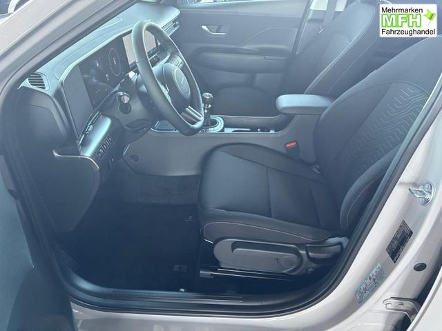 Hyundai KONA Comfort Plus 1.0 T-GDI 2WD / Navi Keyless PDC V.&H. Kamera Sitz & Lenkr.Heiz./ LED Privacy 
