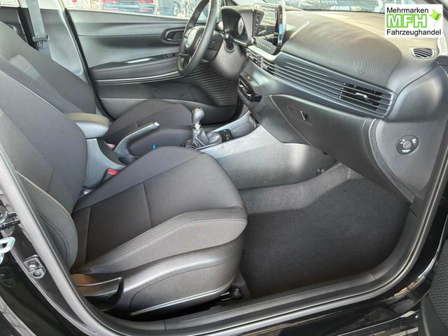 Hyundai BAYON Comfort Plus 1.2 MPI / Sitz + Lenkradheizung PDC V&H Kamera LED Tempomat Keyless Alu 16" 