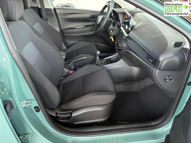 Hyundai BAYON Comfort Plus 1.2 MPI / Navi PDC m. Kamera Klimaautom./ LED Sitz & Lenkr.Heiz/ Alu16 