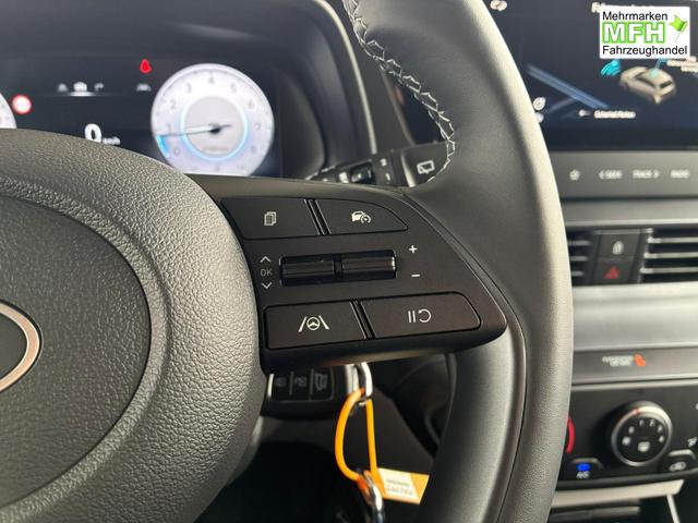 Hyundai i20 Pure 1.2 MPI / Navi PDC Hinten + Kamera Abgedunkelte Scheiben Tempomat Alu 16" 