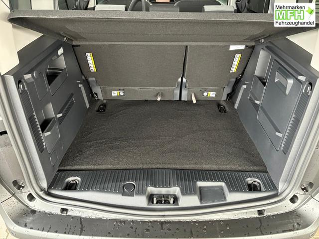 Ford Focus Titanium 1.0 Ecoboost AT / PDC V.&H. m. Kamera Privacy 5-Jahre Garantie Alu 16" 