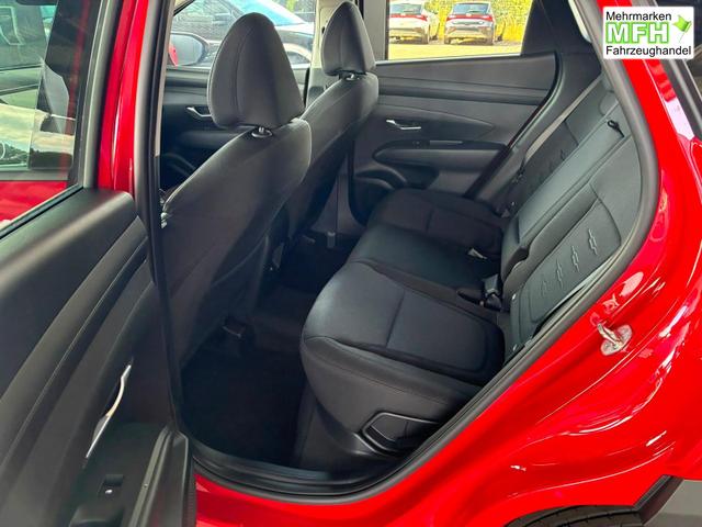 Hyundai TUCSON NX4 Pure 1.6 T-GDI 2WD 48V / Sitz + Lenkradheiz. LED Tempomat Alu 17" 