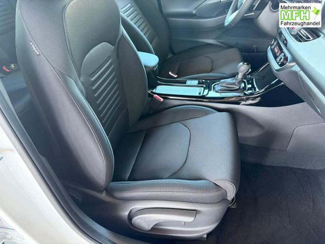 Hyundai i30 Kombi GO Plus 1.0 TGDI Comfort / ACC Totwinkel Assistent Sitz + Lenkradheizung Alu 17" 