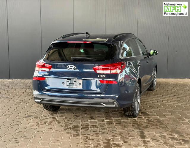 Hyundai i30 Kombi Comfort Plus 1.0 TGDI DCT/ Navi / Sitz + Lenkradheizung PDC V&H Kamera LED Alu 17" 